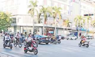 Sử dụng xe máy điện đúng cách và trách nhiệm